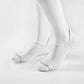 (Weiß) Sneaker Socken Herren – Trageansicht am Fuß unsichtbarer Schnitt