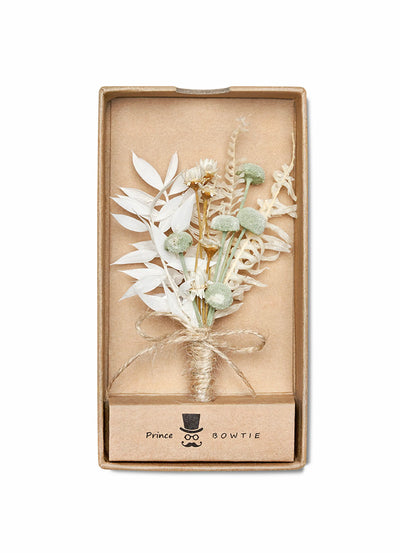Hochzeitsanstecker aus Trockenblumen