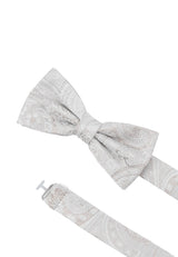 (Beige) Fliege Hochzeit Paisley Seide – Detailansicht mit verstellbarem Größenband