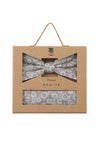 (Beige) Fliege Einstecktuch Set Medaillon-Muster – Geschenkverpackung Prince Bowtie