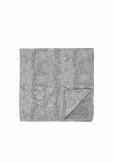(Mint) Einstecktuch Paisley Seide – Detailansicht Saumverarbeitung