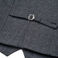 (Anthrazit) Weste Tweed – Rückansicht mit verstellbarem Riegel